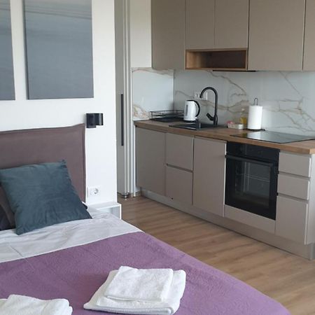 Studio Apartment Hana Пула Екстериор снимка