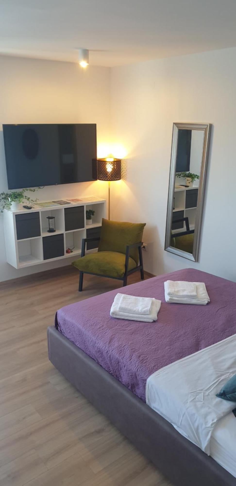 Studio Apartment Hana Пула Екстериор снимка
